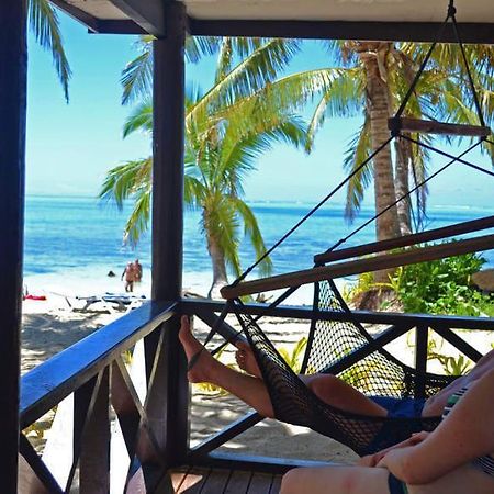 Ratu Kini Dive & Stay Остров Мана Екстериор снимка